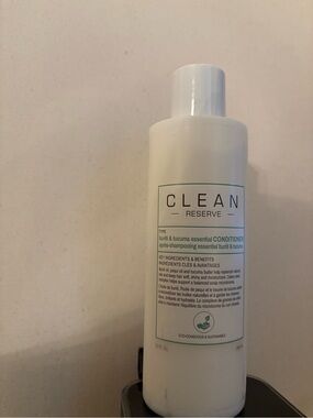 Clean Reserve Buriti & Tucuma Essential Conditioner - White